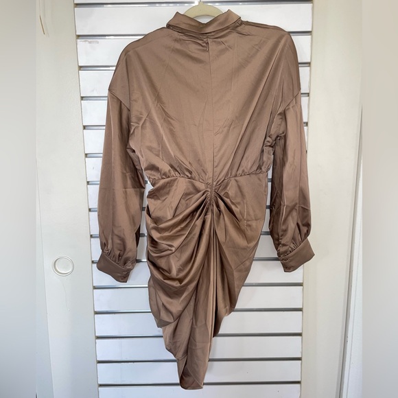 PRETTY LITTLE THING oversized Taupe Satin Drape Dress - Picture 4 of 6
